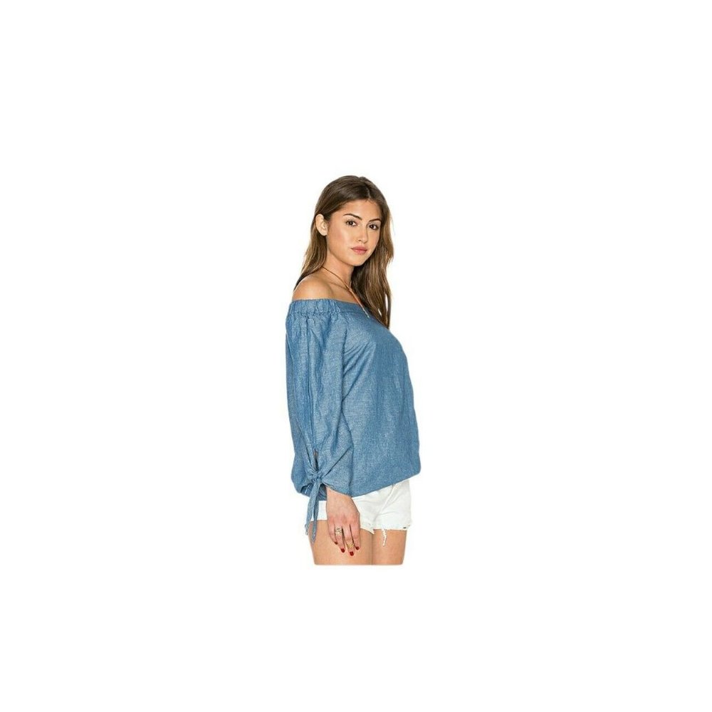 FREE PEOPLE Show Some Shoulder in Chambray Blouse - Picture 5 of 12